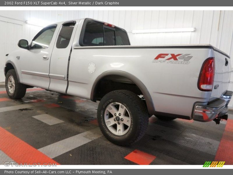 Silver Metallic / Dark Graphite 2002 Ford F150 XLT SuperCab 4x4