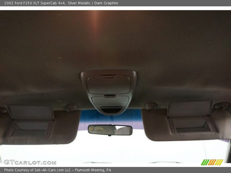 Silver Metallic / Dark Graphite 2002 Ford F150 XLT SuperCab 4x4