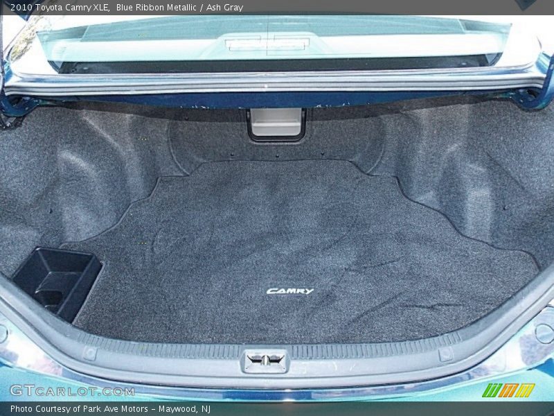 Blue Ribbon Metallic / Ash Gray 2010 Toyota Camry XLE