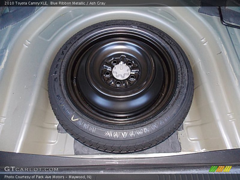 Blue Ribbon Metallic / Ash Gray 2010 Toyota Camry XLE