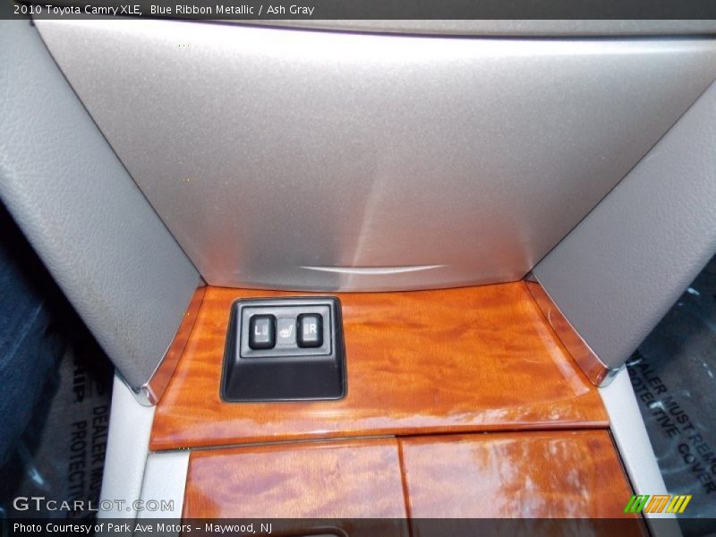 Blue Ribbon Metallic / Ash Gray 2010 Toyota Camry XLE