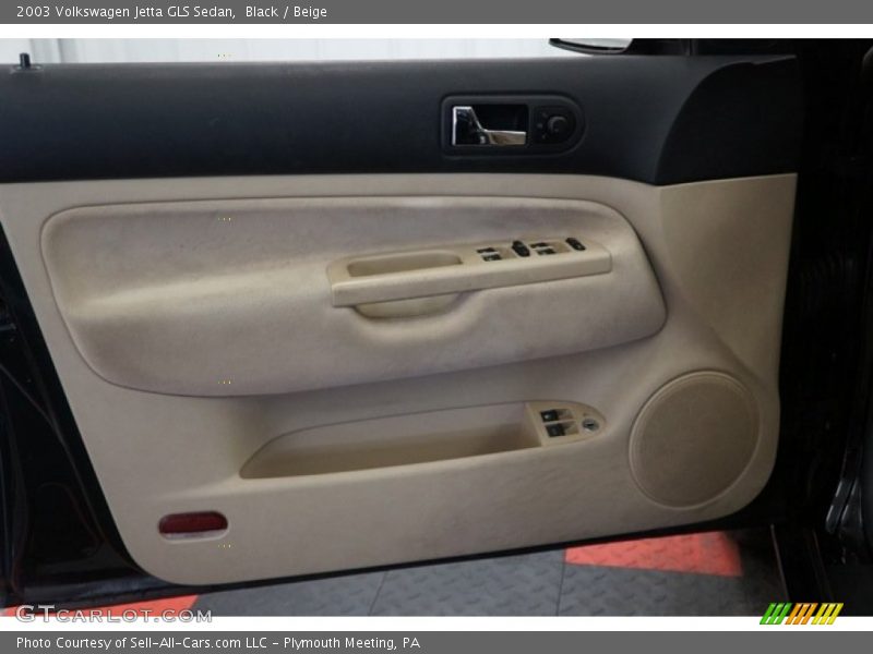 Black / Beige 2003 Volkswagen Jetta GLS Sedan