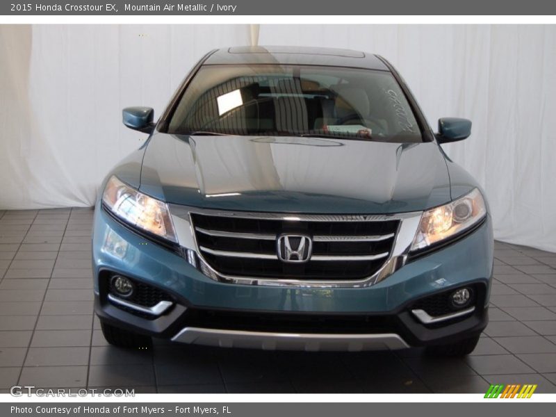 Mountain Air Metallic / Ivory 2015 Honda Crosstour EX