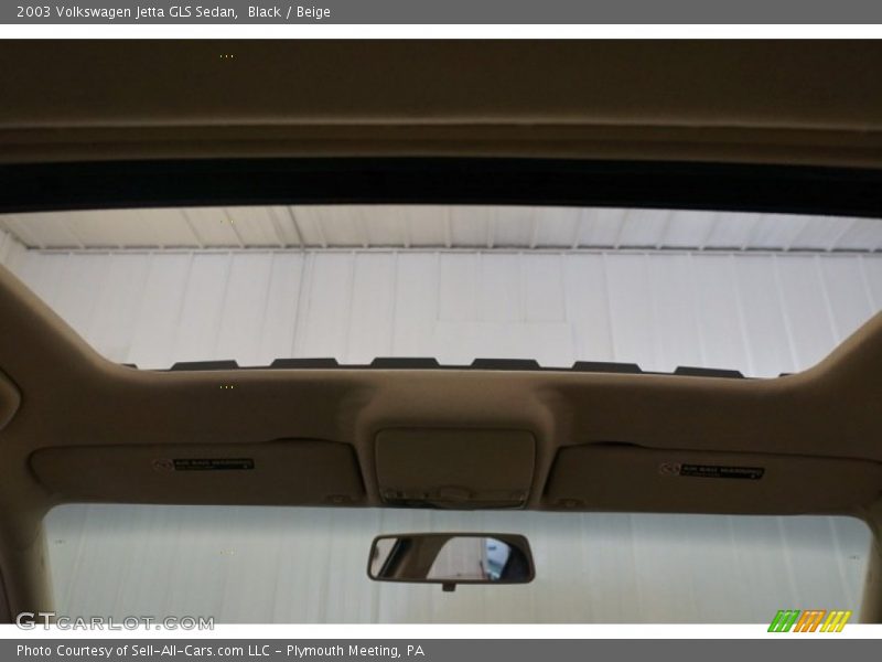 Black / Beige 2003 Volkswagen Jetta GLS Sedan