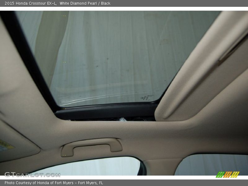 White Diamond Pearl / Black 2015 Honda Crosstour EX-L