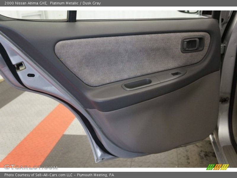 Platinum Metallic / Dusk Gray 2000 Nissan Altima GXE