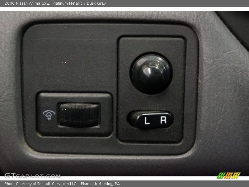 Platinum Metallic / Dusk Gray 2000 Nissan Altima GXE