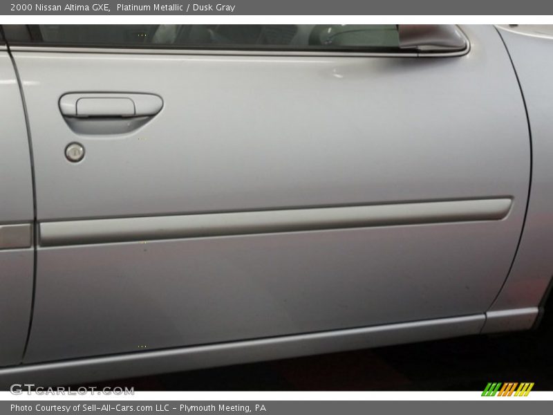 Platinum Metallic / Dusk Gray 2000 Nissan Altima GXE