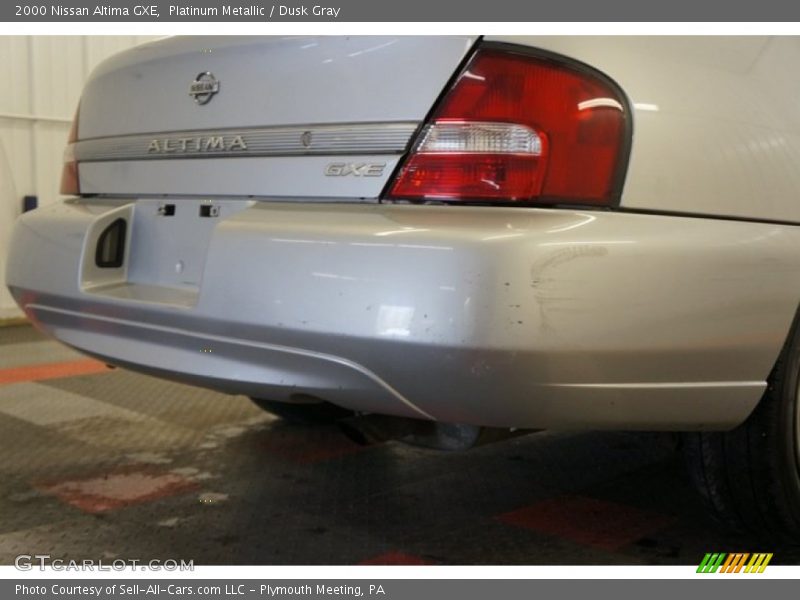 Platinum Metallic / Dusk Gray 2000 Nissan Altima GXE