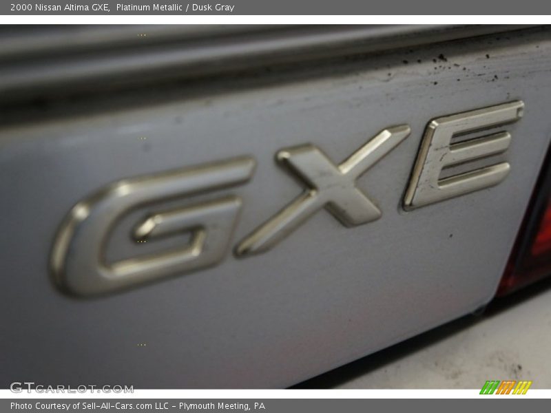 Platinum Metallic / Dusk Gray 2000 Nissan Altima GXE