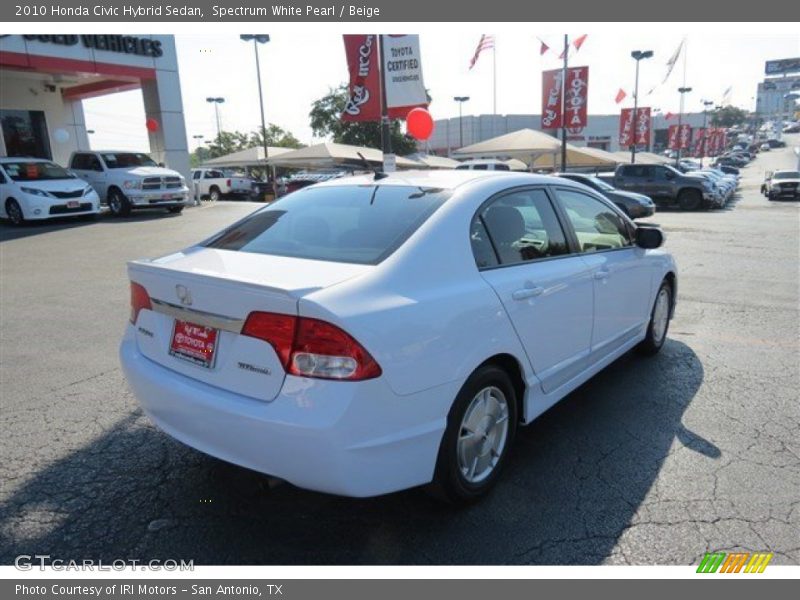 Spectrum White Pearl / Beige 2010 Honda Civic Hybrid Sedan