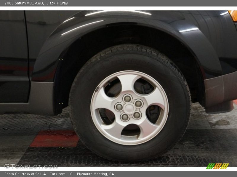 Black / Gray 2003 Saturn VUE AWD