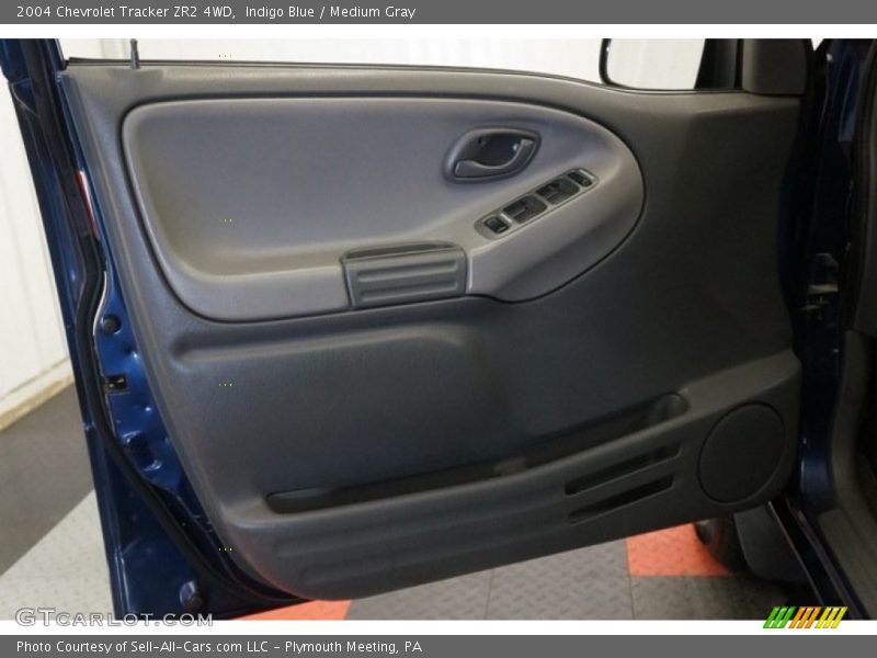Indigo Blue / Medium Gray 2004 Chevrolet Tracker ZR2 4WD
