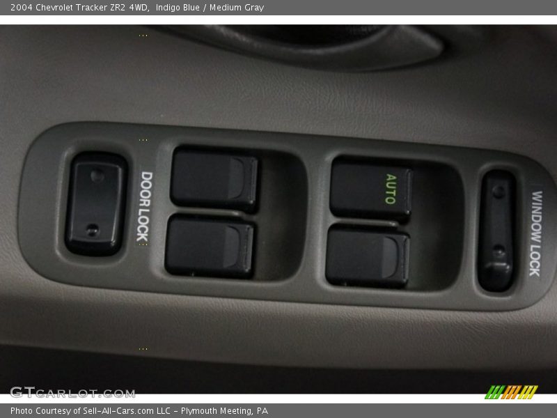 Indigo Blue / Medium Gray 2004 Chevrolet Tracker ZR2 4WD