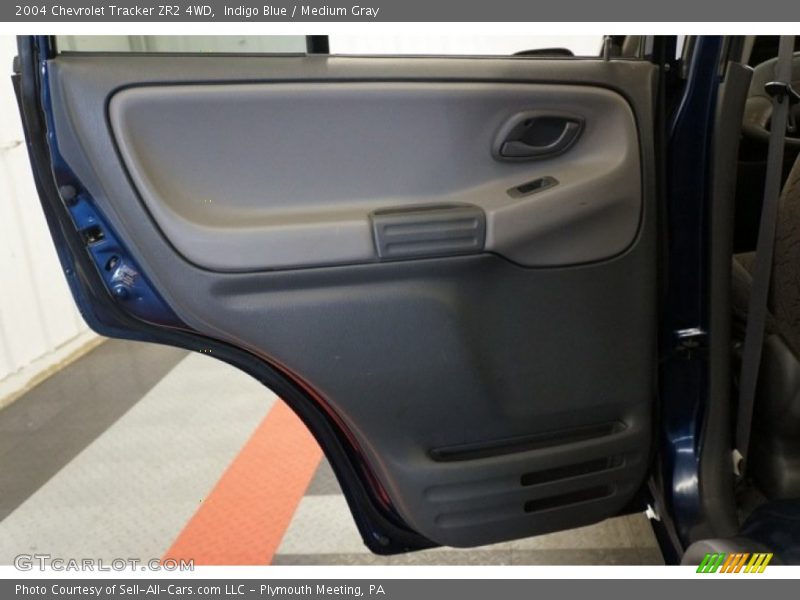 Indigo Blue / Medium Gray 2004 Chevrolet Tracker ZR2 4WD