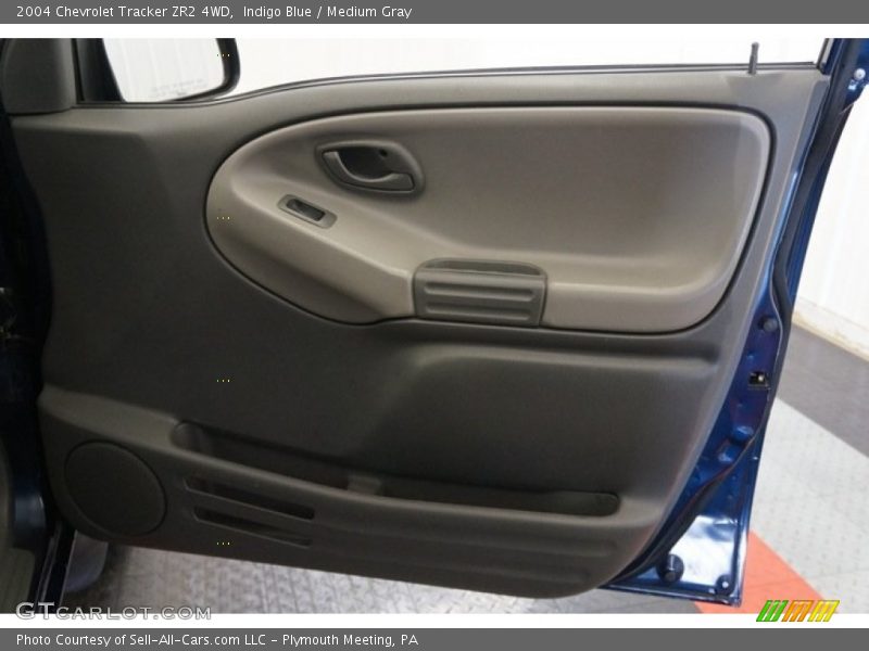 Indigo Blue / Medium Gray 2004 Chevrolet Tracker ZR2 4WD