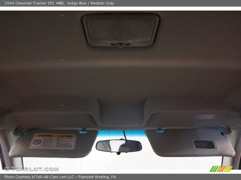Indigo Blue / Medium Gray 2004 Chevrolet Tracker ZR2 4WD