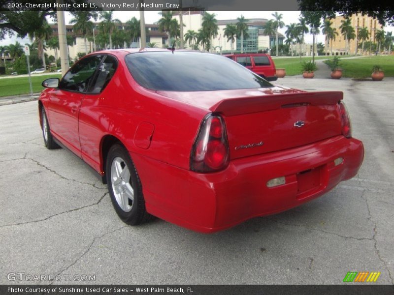 Victory Red / Medium Gray 2005 Chevrolet Monte Carlo LS