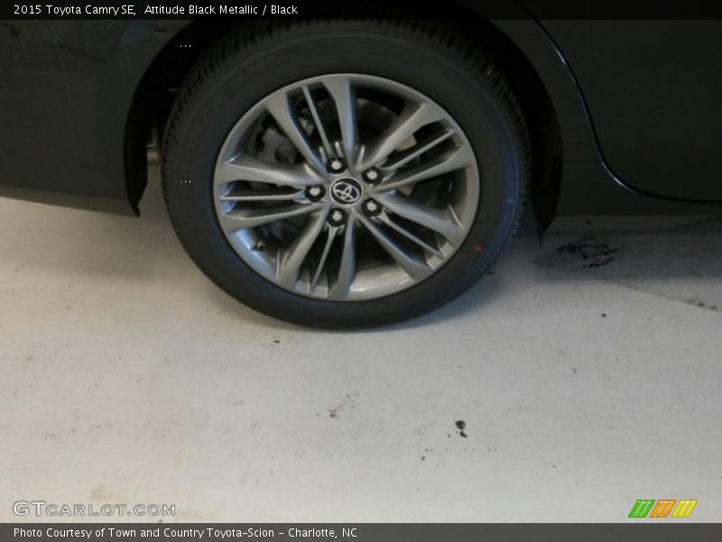 Attitude Black Metallic / Black 2015 Toyota Camry SE