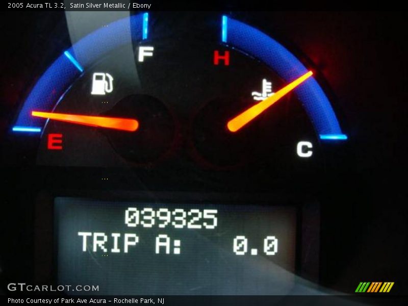 Satin Silver Metallic / Ebony 2005 Acura TL 3.2