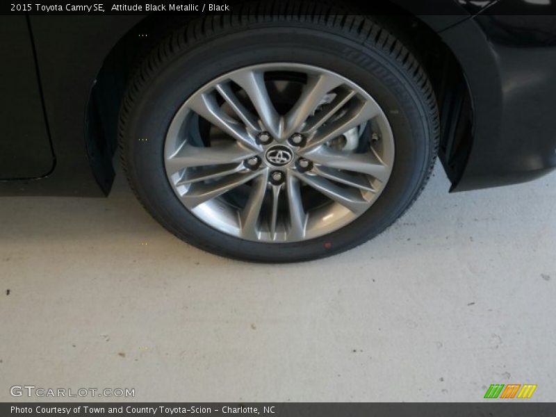 Attitude Black Metallic / Black 2015 Toyota Camry SE