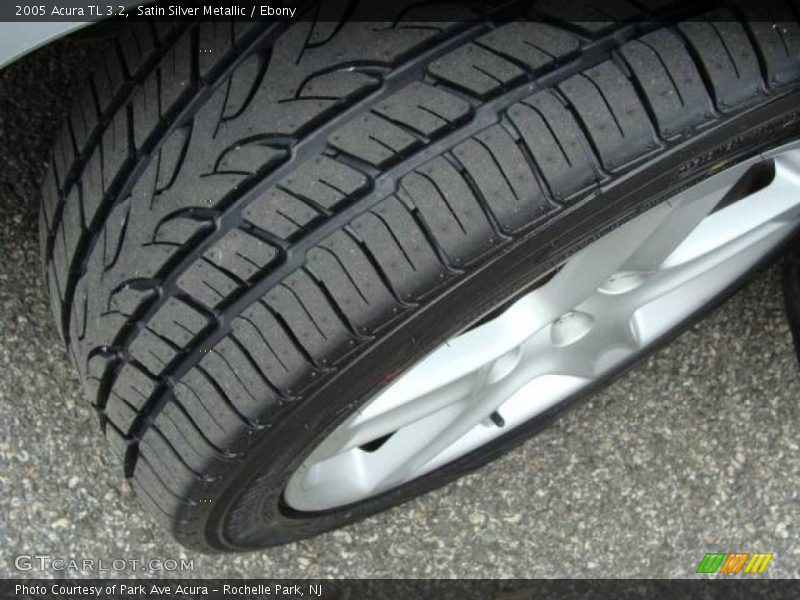 Satin Silver Metallic / Ebony 2005 Acura TL 3.2