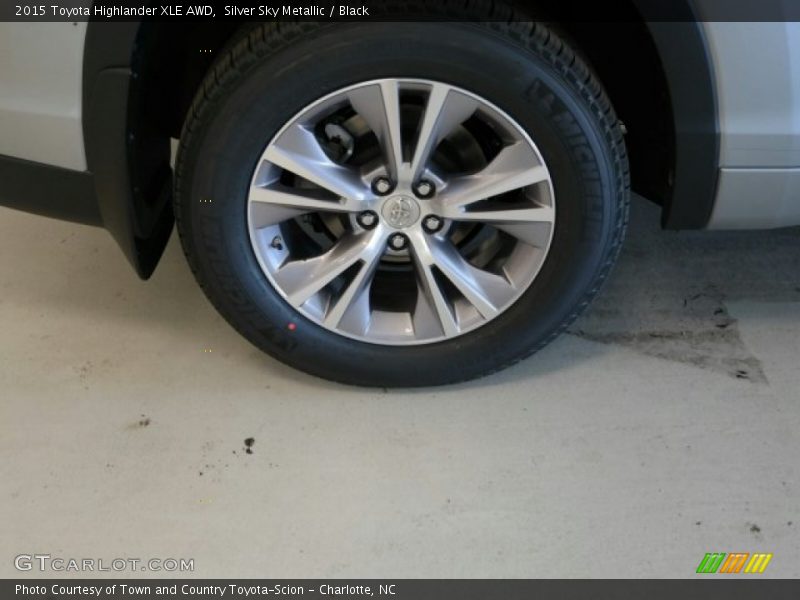 Silver Sky Metallic / Black 2015 Toyota Highlander XLE AWD