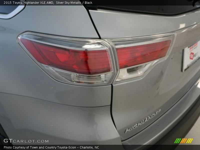 Silver Sky Metallic / Black 2015 Toyota Highlander XLE AWD