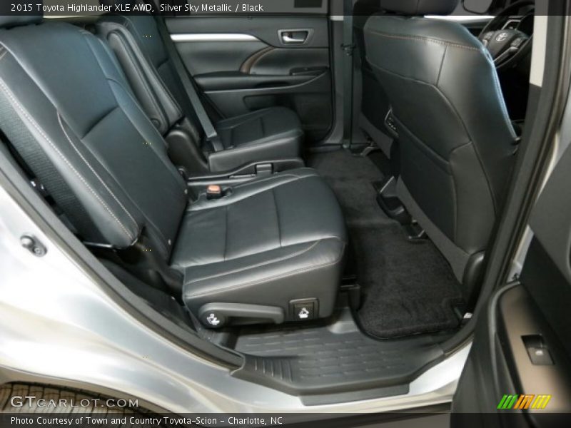 Silver Sky Metallic / Black 2015 Toyota Highlander XLE AWD