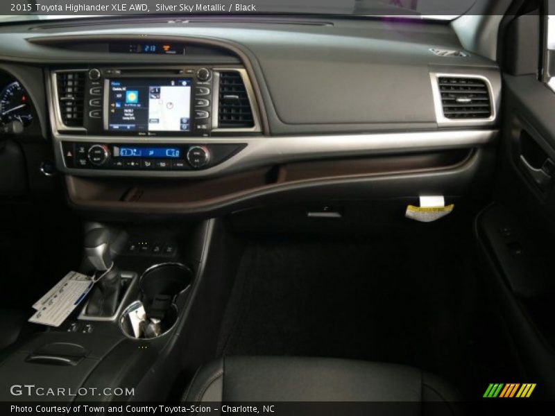 Silver Sky Metallic / Black 2015 Toyota Highlander XLE AWD