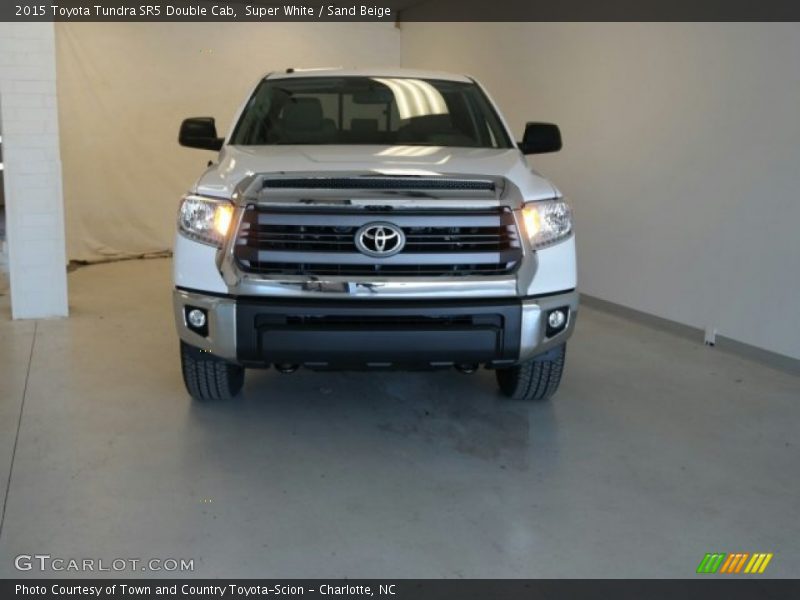 Super White / Sand Beige 2015 Toyota Tundra SR5 Double Cab