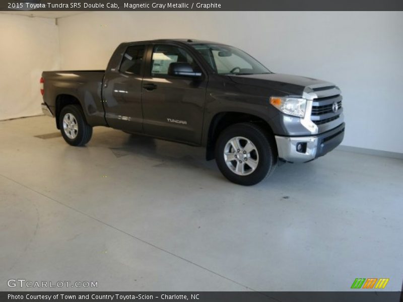 Magnetic Gray Metallic / Graphite 2015 Toyota Tundra SR5 Double Cab