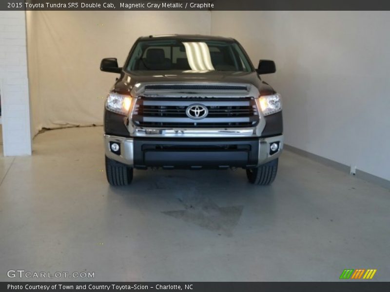 Magnetic Gray Metallic / Graphite 2015 Toyota Tundra SR5 Double Cab