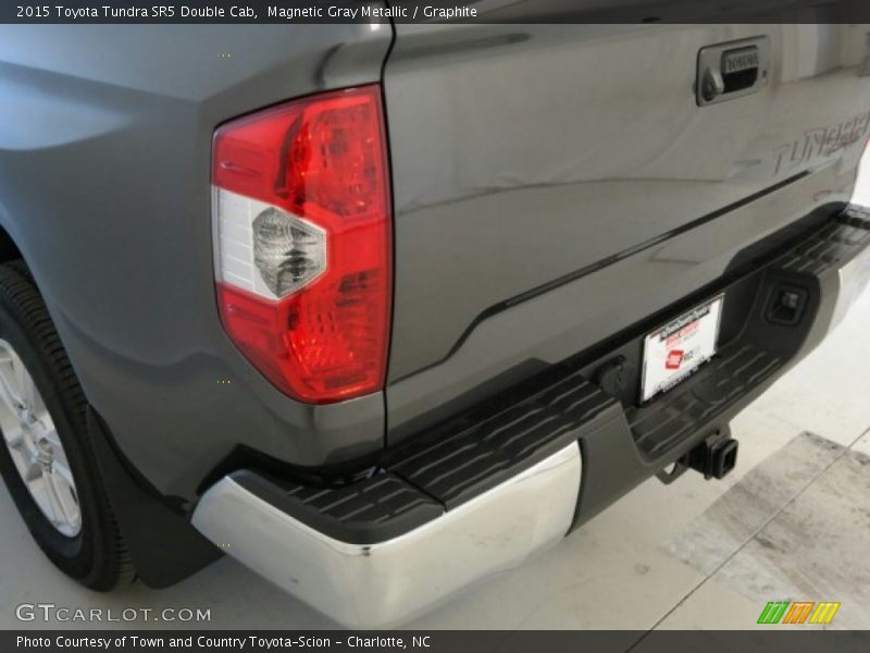 Magnetic Gray Metallic / Graphite 2015 Toyota Tundra SR5 Double Cab
