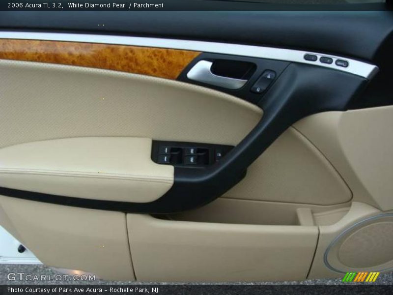 White Diamond Pearl / Parchment 2006 Acura TL 3.2