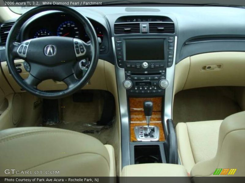White Diamond Pearl / Parchment 2006 Acura TL 3.2