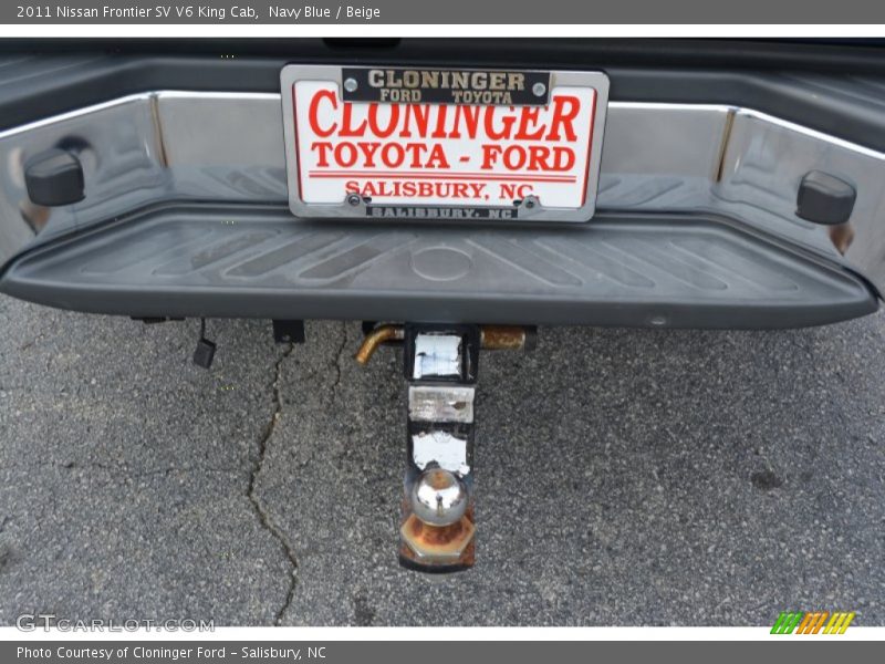 Navy Blue / Beige 2011 Nissan Frontier SV V6 King Cab