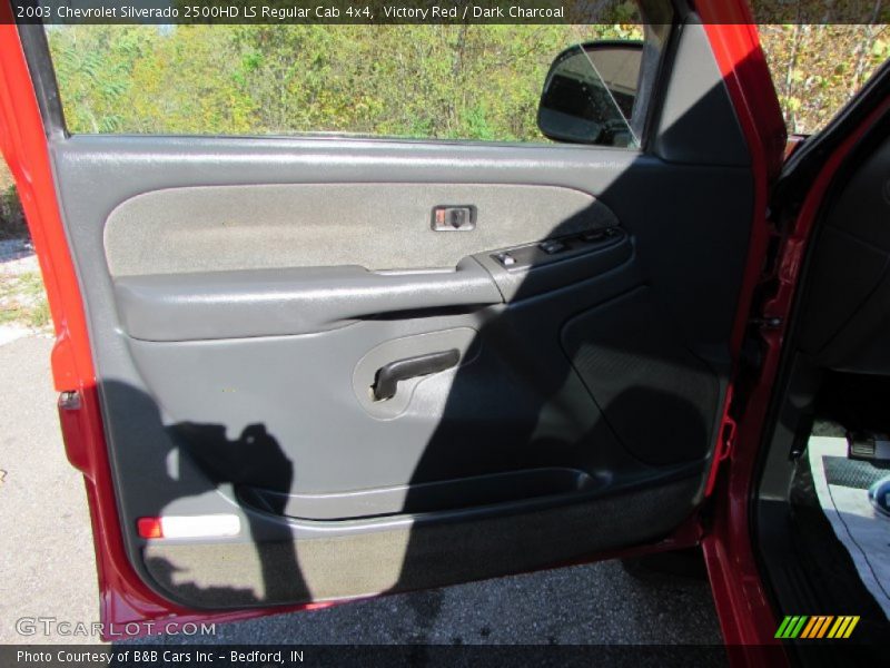 Victory Red / Dark Charcoal 2003 Chevrolet Silverado 2500HD LS Regular Cab 4x4