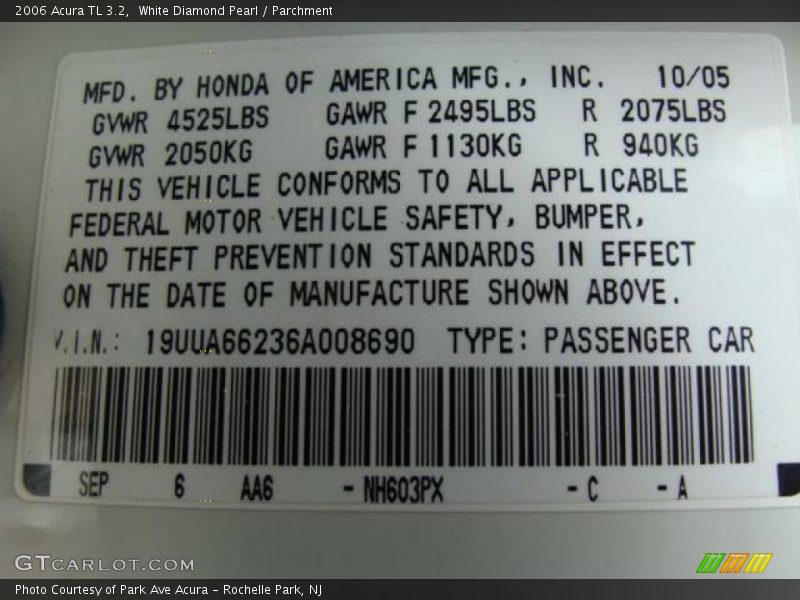 White Diamond Pearl / Parchment 2006 Acura TL 3.2
