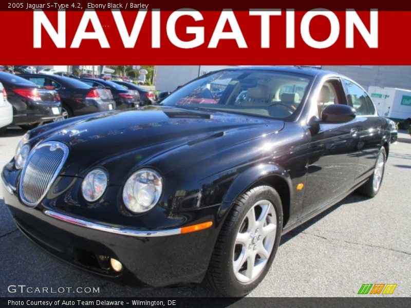Ebony Black / Barley 2005 Jaguar S-Type 4.2