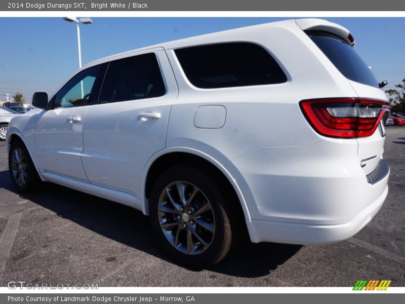 Bright White / Black 2014 Dodge Durango SXT