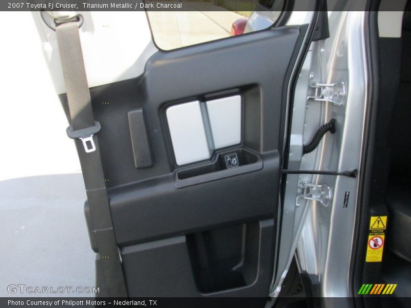 Titanium Metallic / Dark Charcoal 2007 Toyota FJ Cruiser