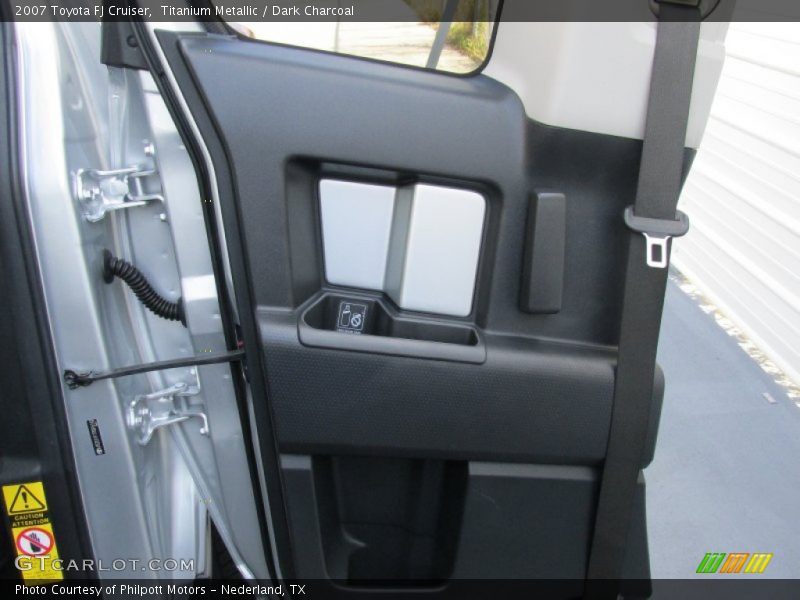 Titanium Metallic / Dark Charcoal 2007 Toyota FJ Cruiser