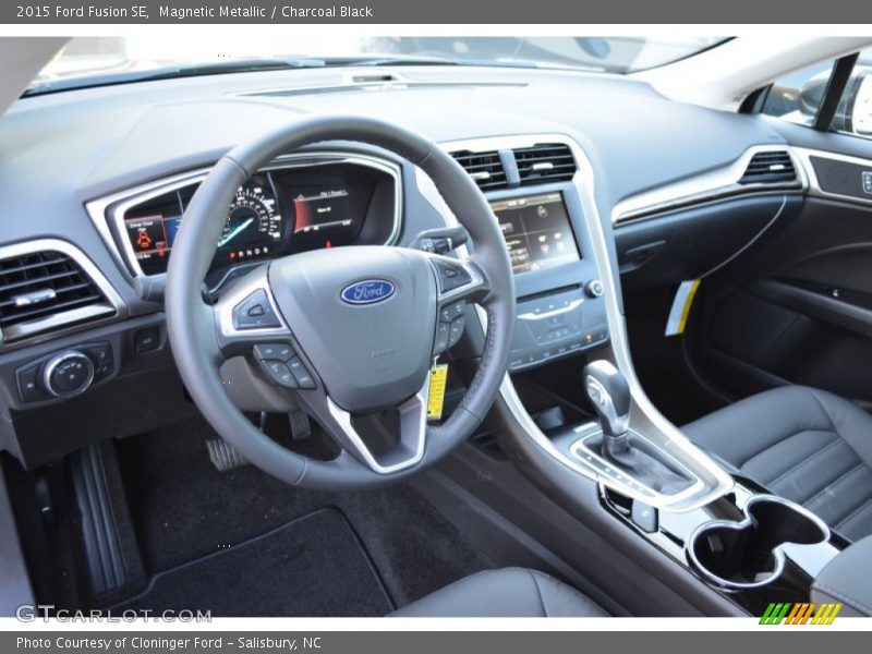 Magnetic Metallic / Charcoal Black 2015 Ford Fusion SE