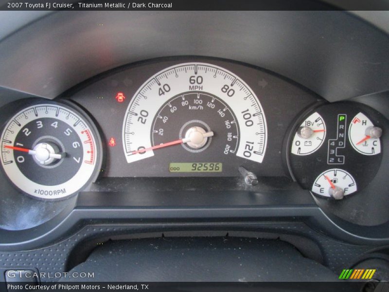 Titanium Metallic / Dark Charcoal 2007 Toyota FJ Cruiser
