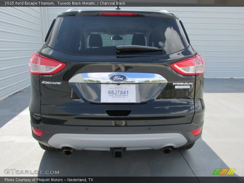 Tuxedo Black Metallic / Charcoal Black 2015 Ford Escape Titanium