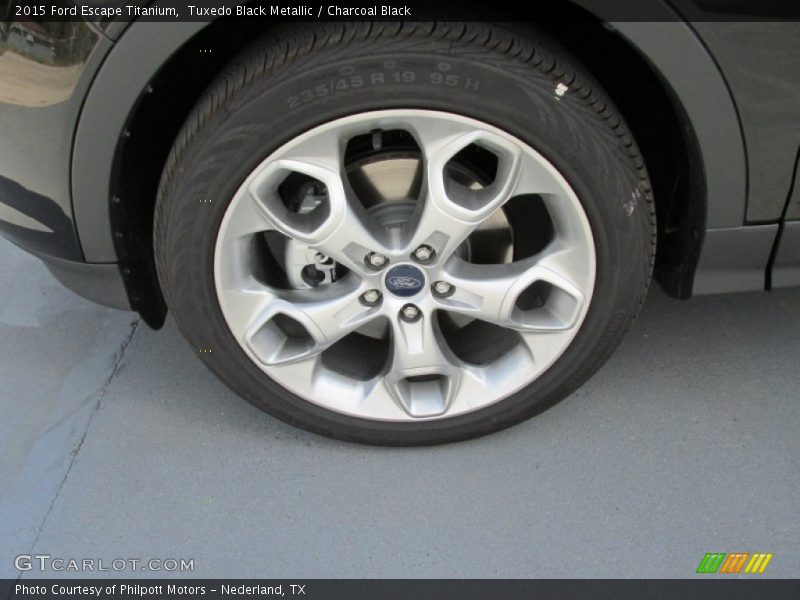 Tuxedo Black Metallic / Charcoal Black 2015 Ford Escape Titanium