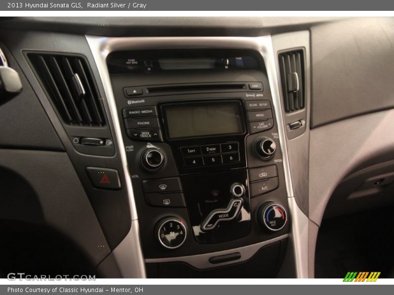 Radiant Silver / Gray 2013 Hyundai Sonata GLS