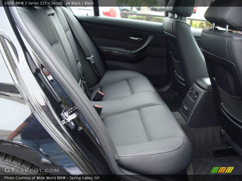 Jet Black / Black 2006 BMW 3 Series 325xi Sedan
