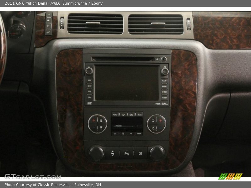 Summit White / Ebony 2011 GMC Yukon Denali AWD